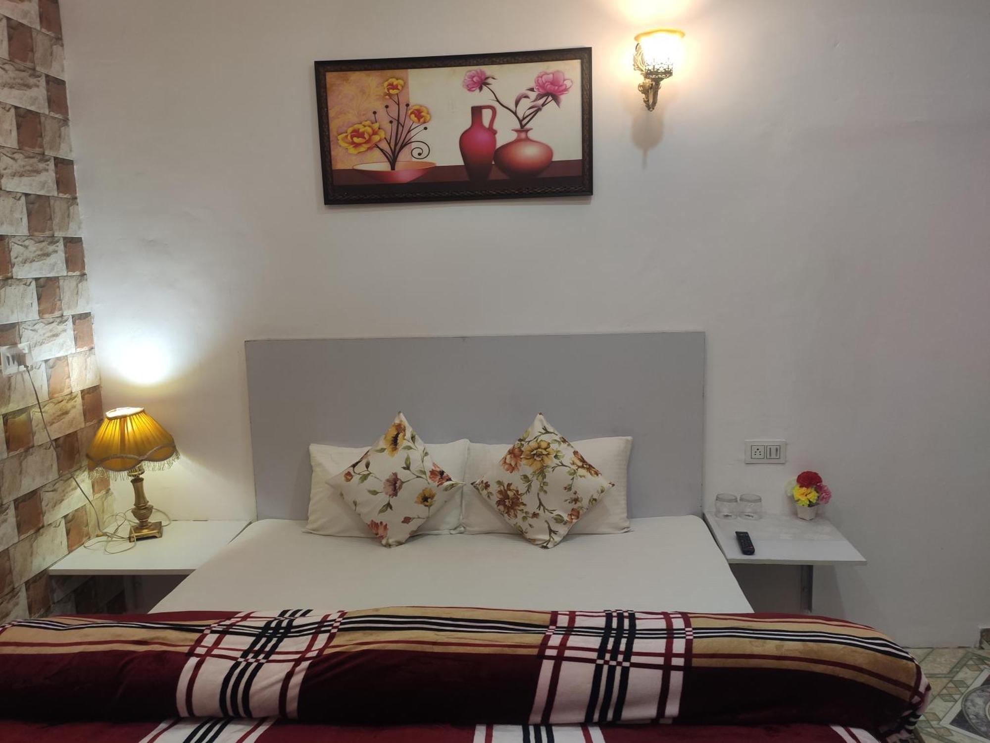 Solan Regency Hotell Exteriör bild